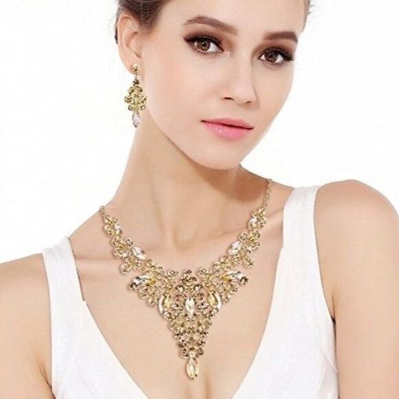 Yellow Gold and Champagne Austrian Crystal Flower Bib Necklace and Earrings Set - Picture 5 of 6